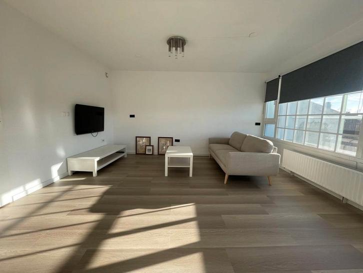 Te huur: Appartement Weena in Rotterdam, Huizen en Kamers, Huizen te huur, Zuid-Holland, Appartement