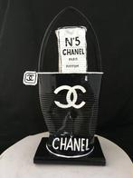 Norman Gekko (XX) - Chanel Bag with N.5 Perfume (Limited