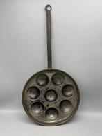 Zeer grote poffertjes evenveeltjespan - Pan - Koper