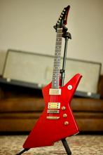 Ibanez Destroyer DT300 All-Original 1982 | Fire Red, Nieuw
