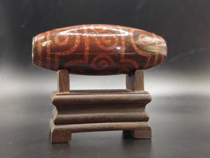 Zeldzame grote Tibetaanse agaat 8 ogen Dzi met stand - Om, Verzamelen, Mineralen en Fossielen