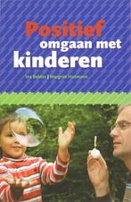 Positief omgaan met kinderen 9789023244288, Zo goed als nieuw