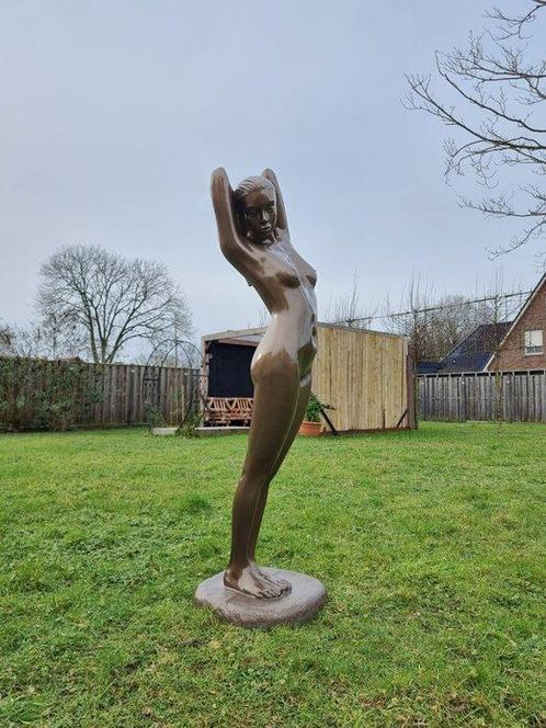 Beeld, Lifesize Posing Lady 165cm - 165 cm - Hars, Antiek en Kunst, Curiosa en Brocante