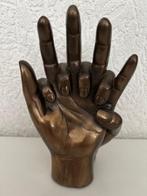 Oliver Tupton - Beeld, Interlocking fingers - 17 cm - Koud, Antiek en Kunst