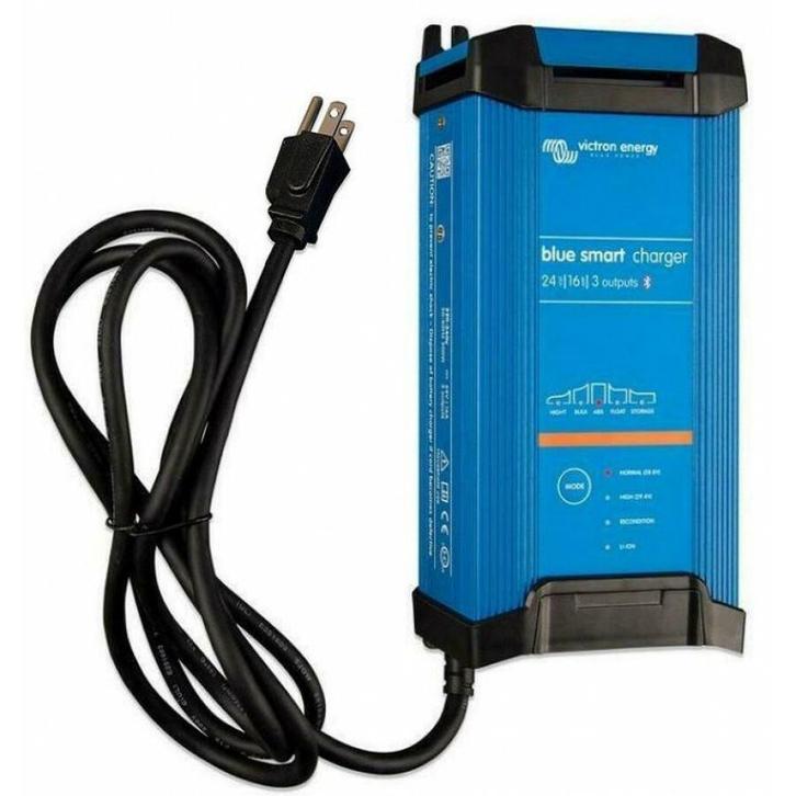 Victron Blue Smart IP22 Acculader 24/16 (3) 120V NEMA 5-15, Auto-onderdelen, Accu's en Toebehoren, Ophalen of Verzenden