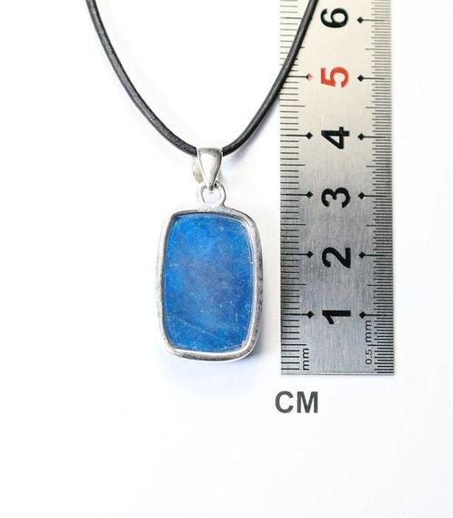 Neonblauwe apatiet Hanger / cabochon / nieuw- 9.34 g - (1), Verzamelen, Mineralen en Fossielen