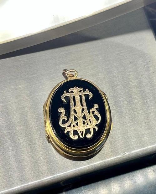 Hanger - 18 karaat Geel goud - Onyx en Goud Hangetje, Sieraden, Tassen en Uiterlijk, Antieke sieraden
