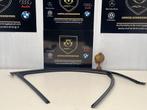 BMW 3 serie raam rubber rechts voor bj. 2012 tot 2019, Gebruikt, Voor, BMW