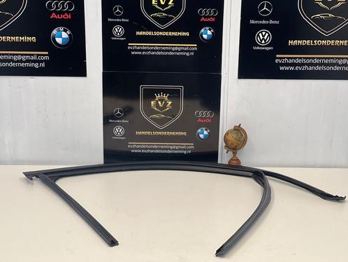 BMW 3 serie raam rubber rechts voor bj. 2012 tot 2019, Auto-onderdelen, Carrosserie en Plaatwerk, Gebruikt, BMW, Voor, Rechts