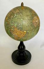 Tabletop globe - 1920-1930 - Thomas Paris