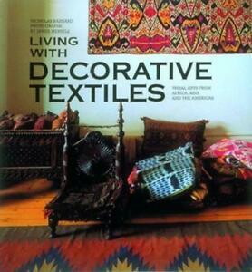 Living with decorative textiles: tribal art from Africa,, Boeken, Taal | Engels, Gelezen, Verzenden