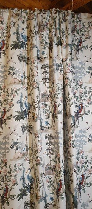 Exclusieve stof in oosterse stijl met vogels en planten -, Antiek en Kunst, Antiek | Kleden en Textiel
