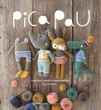 Maak 20 kleurrijke amigurumidiertjes / Pica Pau / 1, Verzenden, Zo goed als nieuw, Yan Schenkel