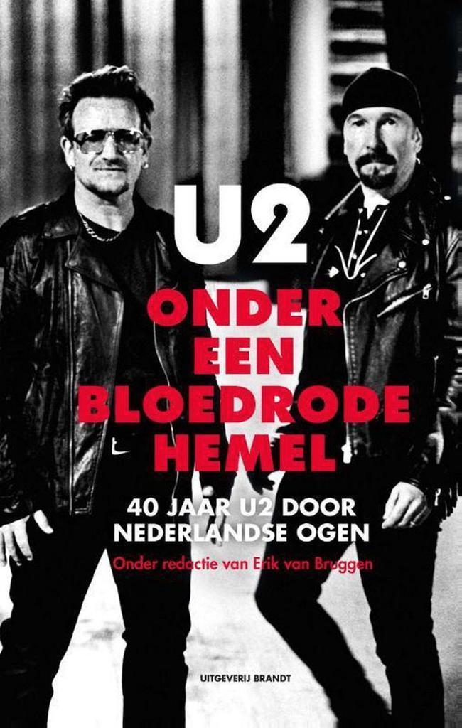 U2 onder een bloedrode hemel, Boeken, Literatuur, Ophalen of Verzenden