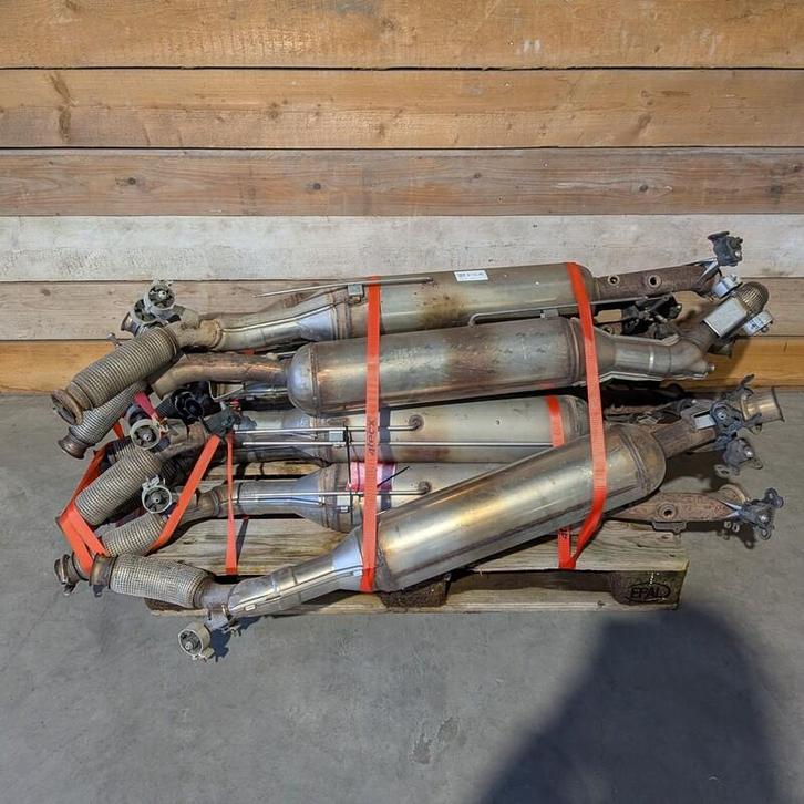 Ca. 12x Uitlaatsysteem met katalysator of roetfilter, Ebe, Auto-onderdelen, Uitlaatsystemen