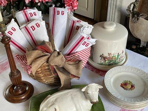 6 Napoleon 111 linnen theedoeken met D.G. initialen -, Antiek en Kunst, Antiek | Kleden en Textiel