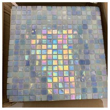 Bieden: High-Quality Iridescent Glass Mosaic Tiles for Dura beschikbaar voor biedingen