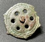 Oud-Romeins Brons Opengewerkte Schijf-Broche Kuitbeen in de