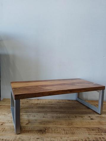 Salontafel, Acaciahout / stalen frame, 100 x 50 x 35 cm beschikbaar voor biedingen