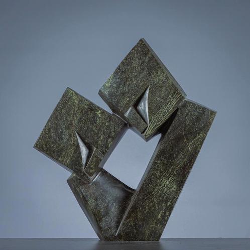 C. Makare - head to head - Gemetric faces, Antiek en Kunst, Kunst | Beelden en Houtsnijwerken