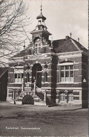 KERKDRIEL - Gemeentehuis, Verzamelen, Ansichtkaarten | Nederland, Verzenden