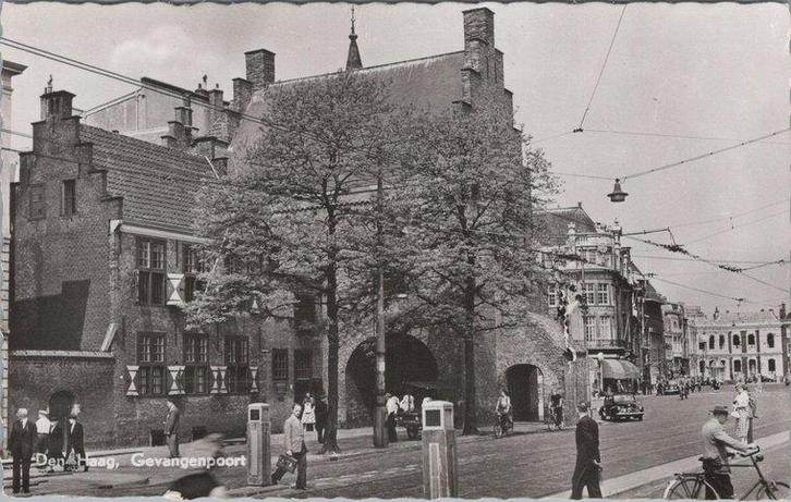DEN HAAG - Gevangenpoort, Verzamelen, Ansichtkaarten | Nederland, Verzenden