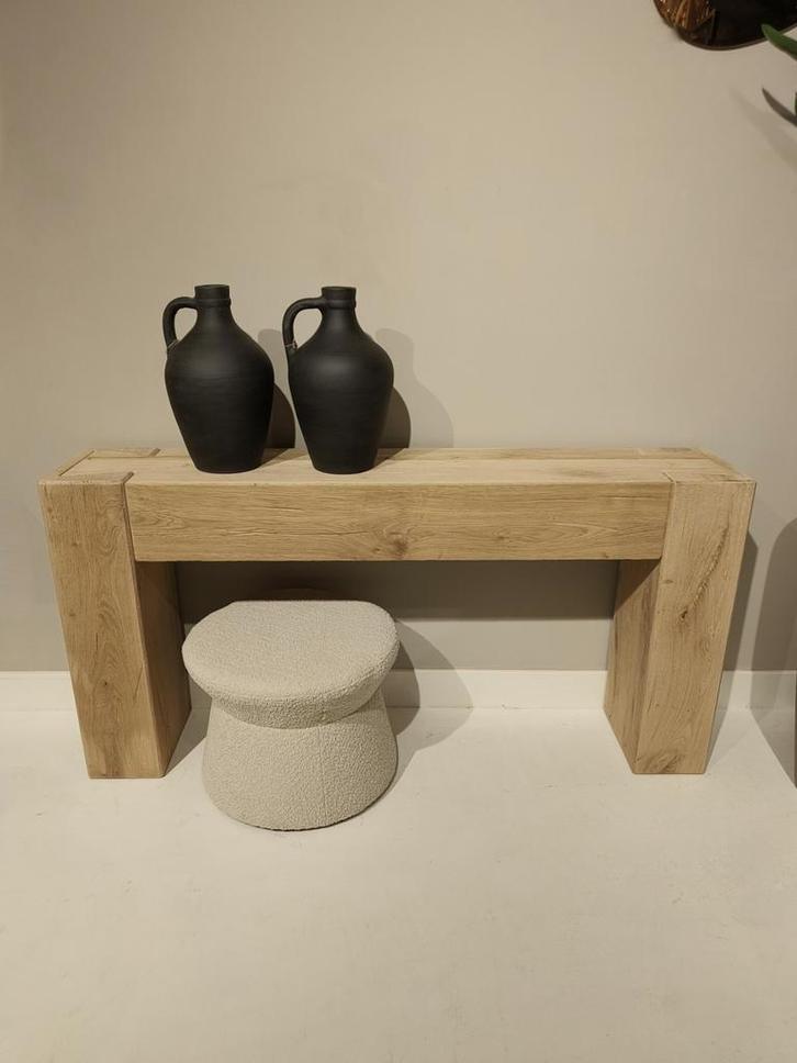 Rustieke eiken BEAM sidetable | Geborsteld eikenhout op maat, Huis en Inrichting, Tafels | Sidetables, 25 tot 50 cm, Rechthoekig