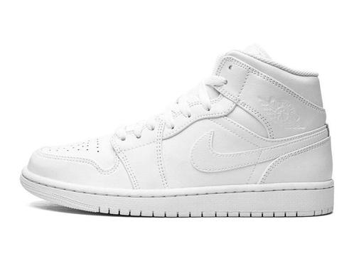 Air Jordan 1 Mid Triple White - Maat 38 EU, Kleding | Heren, Schoenen, Ophalen of Verzenden