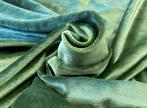 Minotti - Prachtig iriserend groen fluweel Minotti - Textiel
