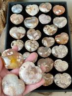 Unieke dikke bloemagaat edelsteen hartjes- 1.6 kg - (25), Verzamelen, Mineralen en Fossielen
