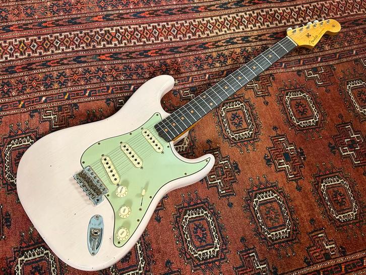 Fender Custom Shop Stratocaster - meer dan 20 op voorraad, Muziek en Instrumenten, Snaarinstrumenten | Gitaren | Elektrisch, Solid body