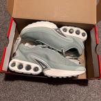 Nike - Sneakers - Maat: EU 40, Nieuw