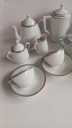 Richard Ginori - Koffie- en theeservies (17) - Porselein