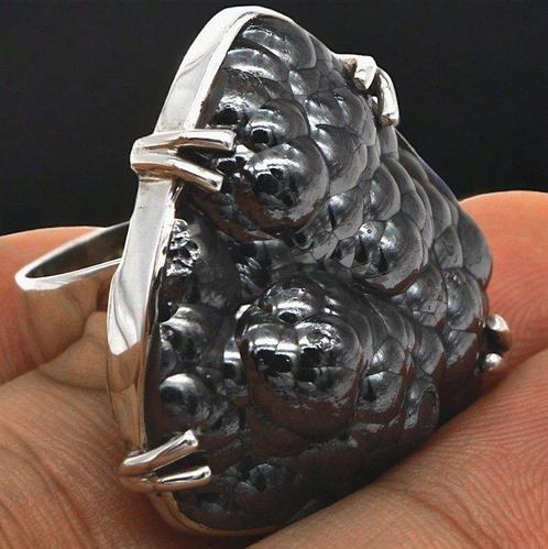 Zilveren ring met botryoïde hematiet - zeldzame, Verzamelen, Mineralen en Fossielen