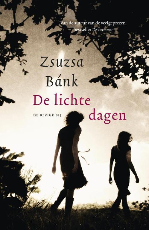 De lichte dagen 9789023468080 Zsuzsa Bank, Boeken, Romans, Zo goed als nieuw, Verzenden