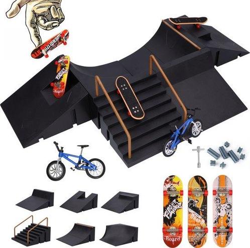 Tweedekans | Fingerboard skatepark - 6 Ramps - 3 skateboards, Hobby en Vrije tijd, Gezelschapsspellen | Overige, Zo goed als nieuw