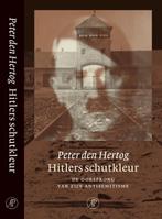 Hitlers schutkleur 9789029562485 P. den Hertog, Verzenden, Zo goed als nieuw, P. den Hertog