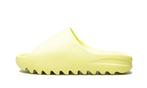 Adidas Yeezy Slide Glow Green - maat 44 1/2 (Schoenen), Verzenden, Nieuw, Sneakers of Gympen, ["Yeezy Adidas","Yeezy","Adidas"]