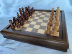 Schaakspel - Oud luxe spel, met de hand vervaardigd uit