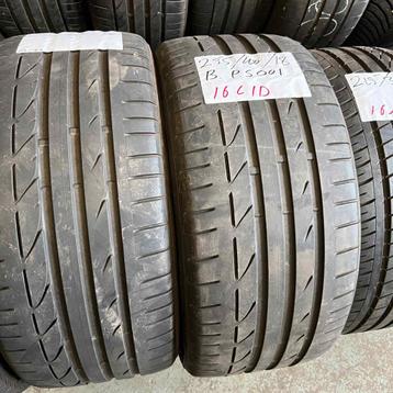 2 x Bridgestone Potenza S001 255-40-18 Zomerbanden 6mm beschikbaar voor biedingen