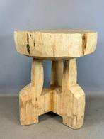 New three-legged light wood stool handmade in the Jimma, Antiek en Kunst
