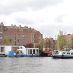 Waterwoning met drie slaapkamers, gemeubileerd, ci..., 50 m² of meer, Amsterdam