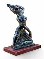 A. Giannelli - Beeld, Resin sculpture coated in 925 silver,