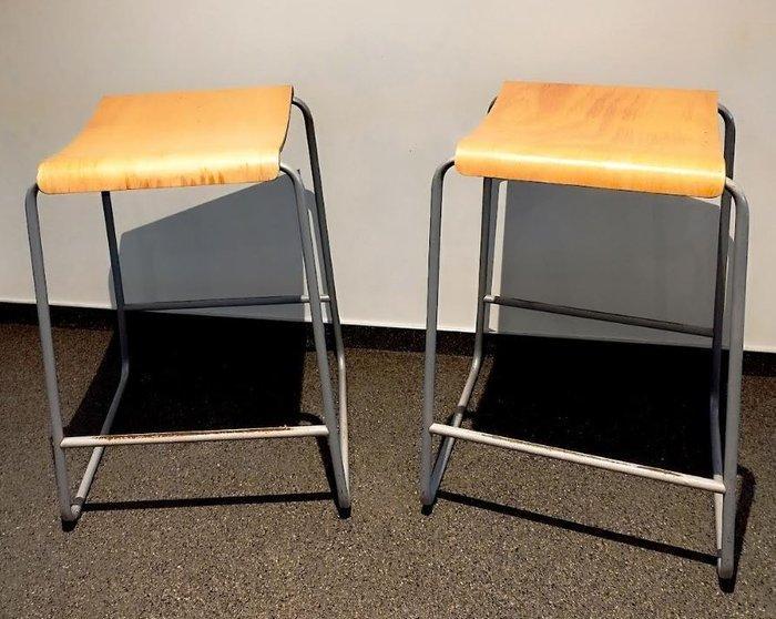 IKEA - Eva Lilja Löwenhielm - Kruk (2) - 2x barkruk - Model, Antiek en Kunst, Antiek | Meubels | Stoelen en Banken