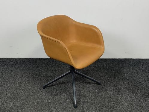 Muuto Fiber Stoel Cognac Kleur, Huis en Inrichting, Stoelen, Gebruikt, Ophalen of Verzenden