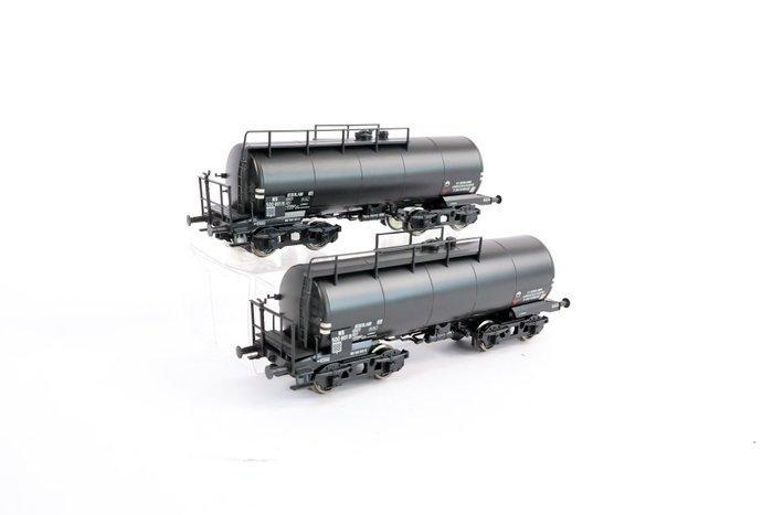 Liliput H0 - L235967 - Modeltrein goederenwagon (2) - Twee, Hobby en Vrije tijd, Modeltreinen | H0