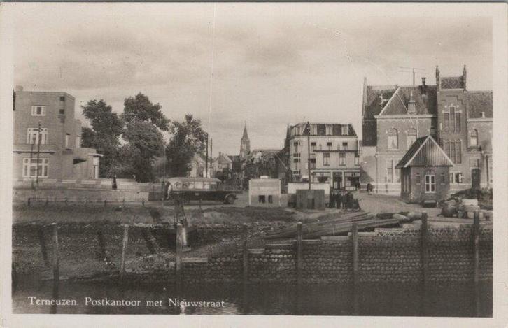 TERNEUZEN - Postkantoor met Nieuwstraat, Verzamelen, Ansichtkaarten | Nederland, Verzenden