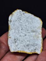 Rare Strontium-bearing Aragonite Fluorescerende - Hoogte: 5, Verzamelen, Mineralen en Fossielen