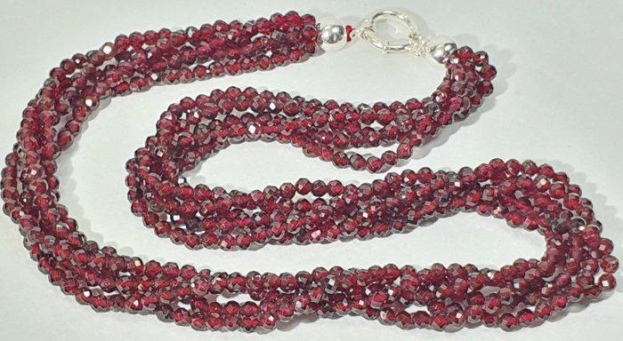 Granate - 5 WENDINGEN - Symbool van geluk, jeugd en, Verzamelen, Mineralen en Fossielen