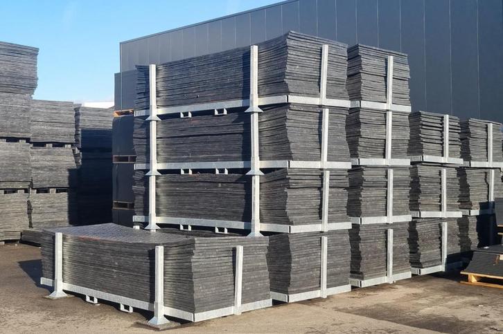 Stapelbok met 20 stuks rijplaat 300x100x2cm | € 1.880,-!!, Doe-het-zelf en Verbouw, Overige Doe-het-zelf en Verbouw, Nieuw, Ophalen of Verzenden